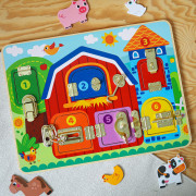 Activity Board so zámkami Farma