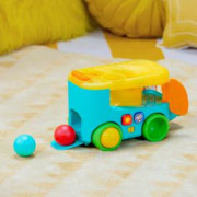 Autíčko vkladacie s loptičkami Pop & Roll Safari Bus™ 6m+ Bright Starts