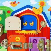 Activity Board so zámkami Farma