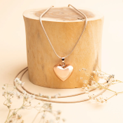 Béžová zapletaná šnúrka k rolničkám