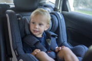 Autosedačka Reversal II Isofix Petite&Mars (0-18 kg)