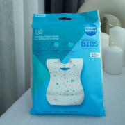 Podbradník vodeodolný jednorazový s vreckom 10 ks Canpol babies