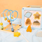 Kocka s aktivitami Vesmír