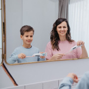 Detská zubná pasta Junioe s jahodovou príchuťou - 75 ml Suavinex