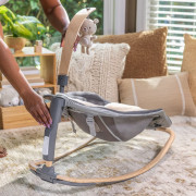 Hojdačka vibrujúca s melódiou Every Season™ - Wesley™ 0 m+, do 18 kg Ingenuity