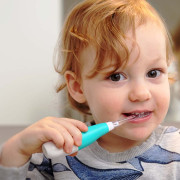 Elektronická sonická zubná kefka Sönik Bblüv