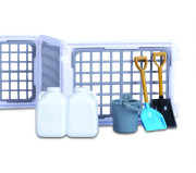 Bburago Farmland Kravská Farma s traktorom