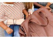 Prebaľovacia taška Mommy Bag Signature Vegan Leather Childhome