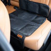 Krátky chránič detskej autosedačky Akuku