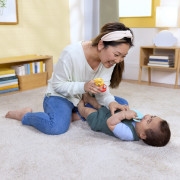 Hryzátko s hrkálkou Winnie the Pooh Hunny & Shake 2 ks 0 m+ Bright Starts