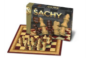 Šach drevené figúrky spoločenská hra v krabici