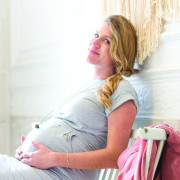 Tehotenská rolnička Essentials White with heart charm