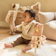 Textilná knižka s aktivitami Flower Fairies Jollein