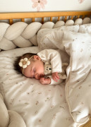 Detské obliečky do postieľky 100 x 135 cm bavlnený satén Drobné kvety Infantilo