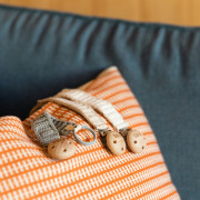 Pletený klip na cumlík BIBS