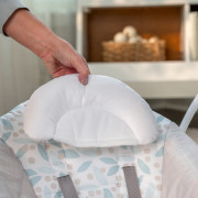 Hojdačka konvertibilná cestovná s melódiou Endless Blooms™ 0 m+ do 9 kg Ingenuity