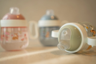 Hrnček s náustkom 200 ml Little Dutch