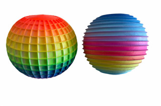 Stláčacia loptička Jumbo rainbow vrúbkatá 9 cm