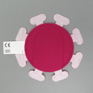 Prstový maňuška Koronavirus