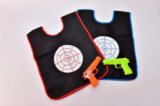 Vesty s vodnou pištoľkou