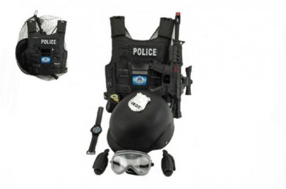 Sada policajnej pištole a prilba s doplnkami 38 cm