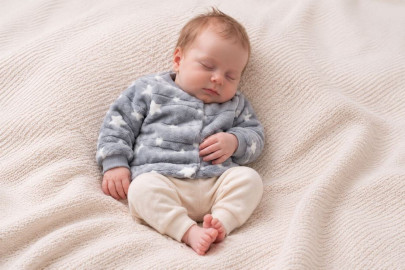 Zimný kabátik so stojačikom wellsoft svietiaci v tme Baby Service