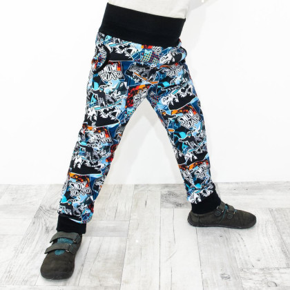 Rastúce softshellové nohavice Snowboard Šedá Esito