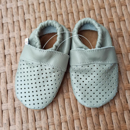 Kožené capáčky 6-12 m (20) 13 cm Capiki