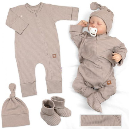 Rastúci rebrovaný overálok, čiapočka a topánočky Nature - toffi Baby Nellys