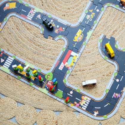 Puzzle cesty Mesto