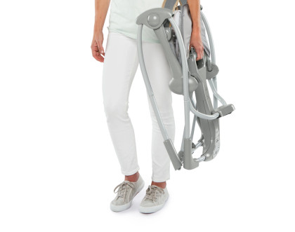 Cestovná hojdačka s melódiou Bella Teddy™ 0 m+ do 9 kg Ingenuity