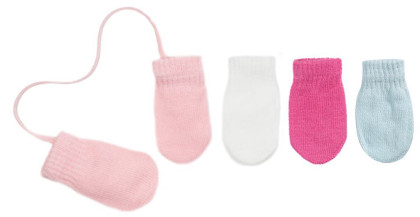 Pletené rukavičky so šnúrkou 9 - 12 mesiacov