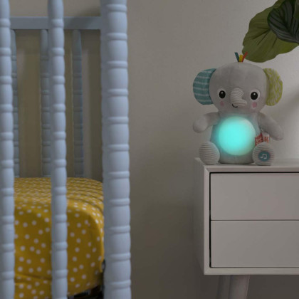 BRIGHT STARTS Hračka plyšová hudobná svietiaca Hug-a-bye Baby ™ sloník 0m +