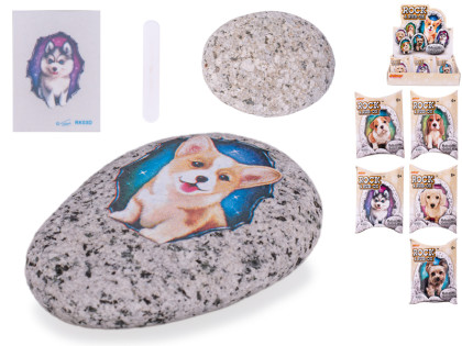 Kamiek so samolepkou psíka