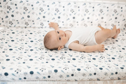 Bavlnený mantinel do postieľky Bump Air Design 360 cm Babymatex