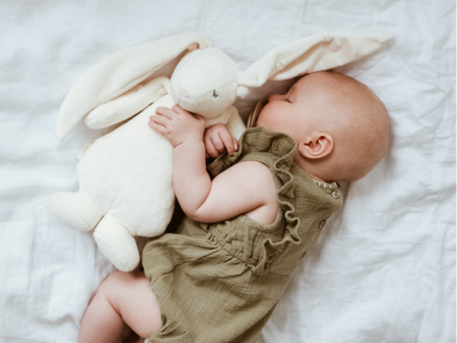 Zaspávačik Zajačik 2.0 Organic Polar Moonie