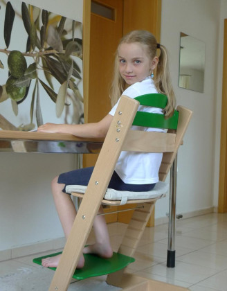 Skoro zvýšená opierka Baby