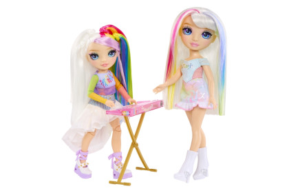 Rainbow High Junior Fashion bábika v rockovej kapele