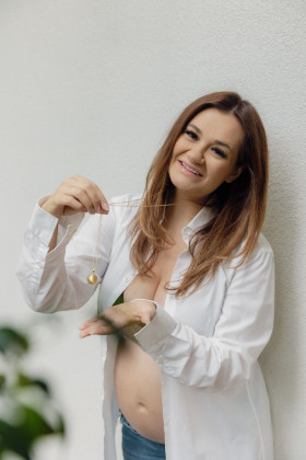 Tehotenský šperk bola Soul zlatá s brúseným povrchom + retiazka Moniel