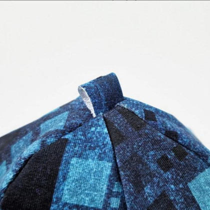 Čiapka podšitá Outlast® Denim štvorce/čierna
