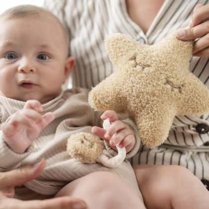 Hračka hudobná Teddy hviezdička Nattou 25 cm, 0 m+