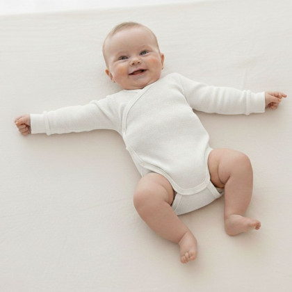 Rastúce zavinovacie body biele vzor obdĺžnik Babyservice