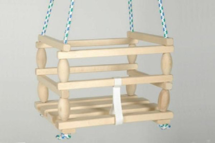 Hojdačka Baby drevená 33x30cm nosnosť 80kg