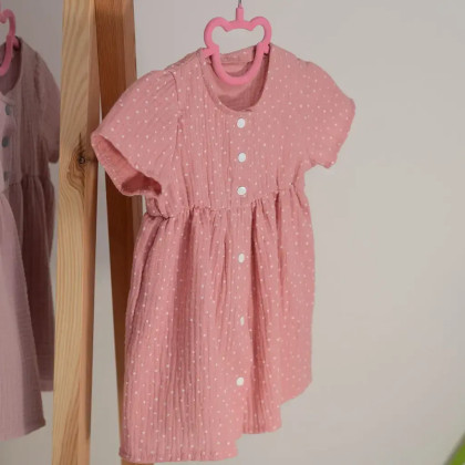 Mušelínové šaty Barunka Cameo pink Dot Esito