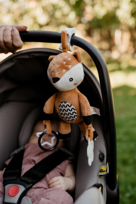 Naťahovací hrací strojček plyš 30 cm záves na postieľku/kočík Babyted