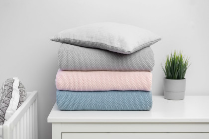 2D Pletený komplet nielen do detskej postieľky s mušelínom Sensillo