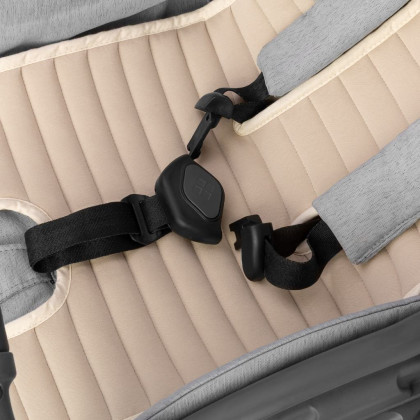 Priedušná podložka proti poteniu do športového kočíka a väčších autosedačiek Sleepee