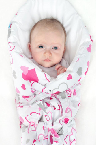 Klasická šnurovacia zavinovačka New Baby