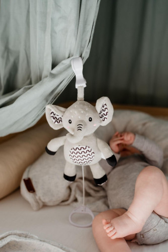 Naťahovací hrací strojček plyš 30 cm záves na postieľku/kočík Babyted