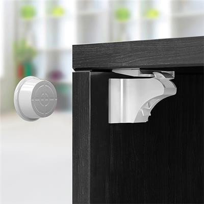 Zámky magnetické na nábytok 4 ks Babyono